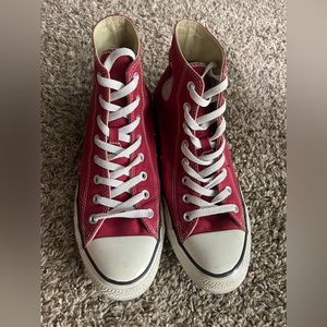 Converse Size 11 Burgundy